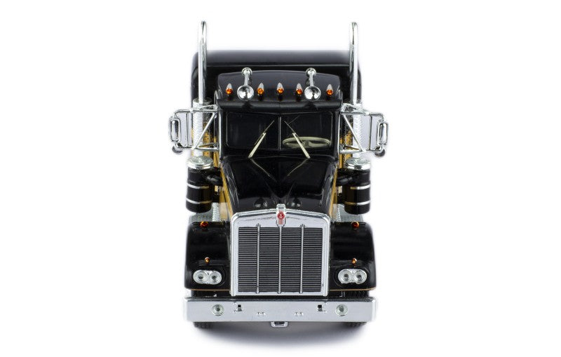 Smokey & the Bandit - 1976 Kenworth W900 - Black with Trailer PREORDER MAY