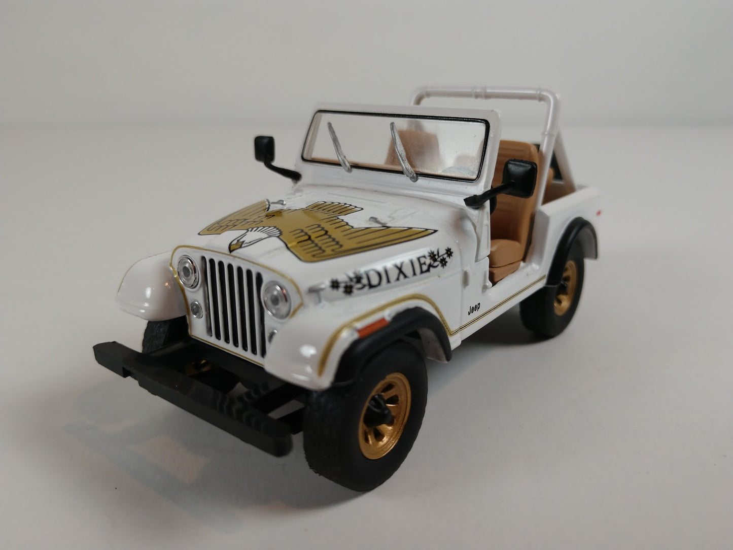 1:64 1979 Jeep CJ-7 Golden Eagle "Dixie"
