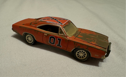 1/64 GENERAL LEE Johnny Lightning Barn Finds Exclusive