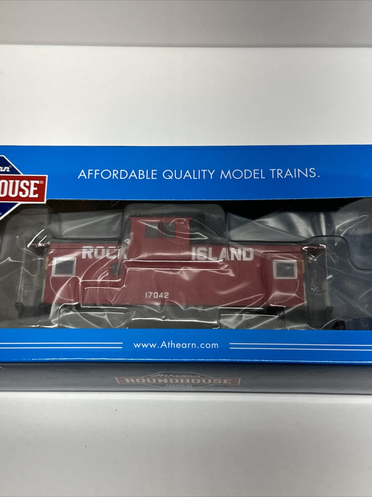 HO Scale Athearn Roundhouse Wide-Vision Caboose Rock Island #17042 RND1343