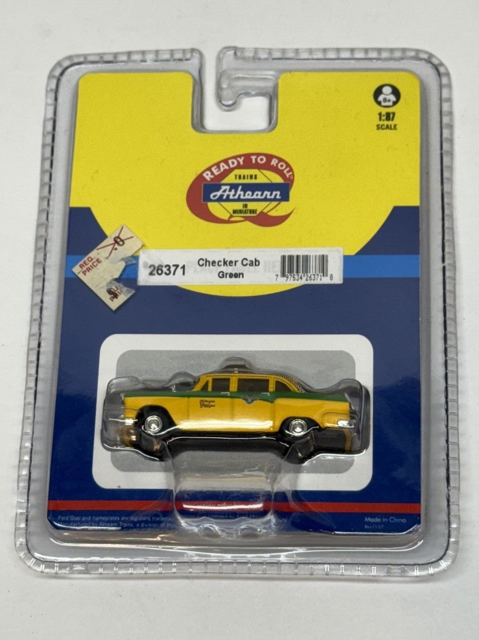 Athearn HO Scale Ready-To-Roll Checker Cab Green Yellow Taxi 1:87 #26371 NIB