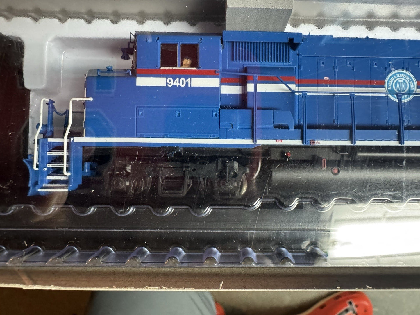 Atlas 10004407 HO MASTER GP40-2W GOLD ALABAMA & TENNESSEE RAILWAY#9401 DCC/Sound
