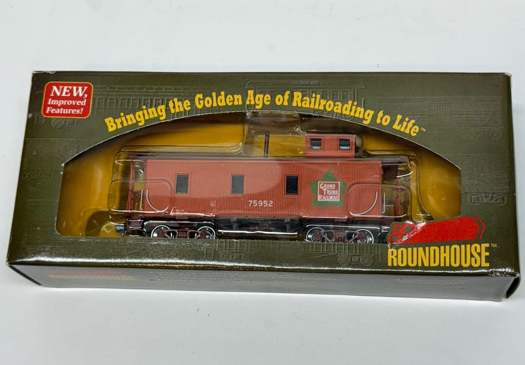 Ho Scale Athearn Grand Trunk Railway 84369 3-Window Standard Wood Caboose #75952