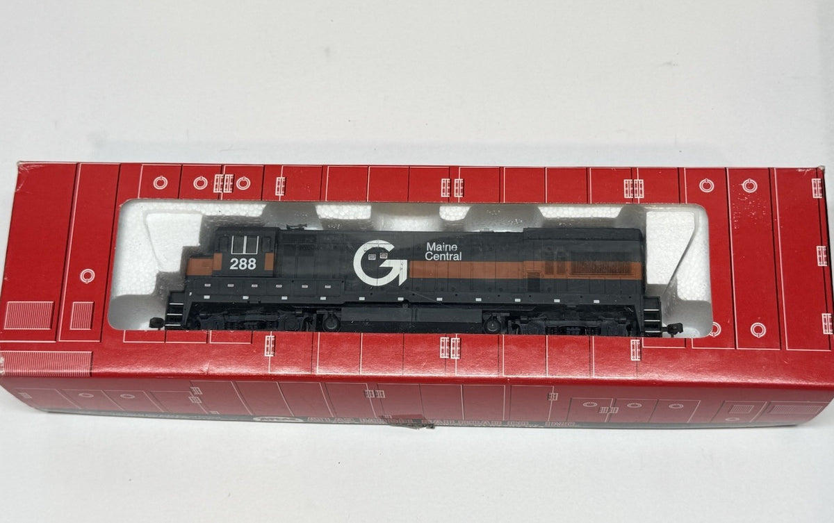 Ho Scale Atlas GE U23B Guilford Maine Central #288 Diesel Loco MEC B&M 8648 PAR