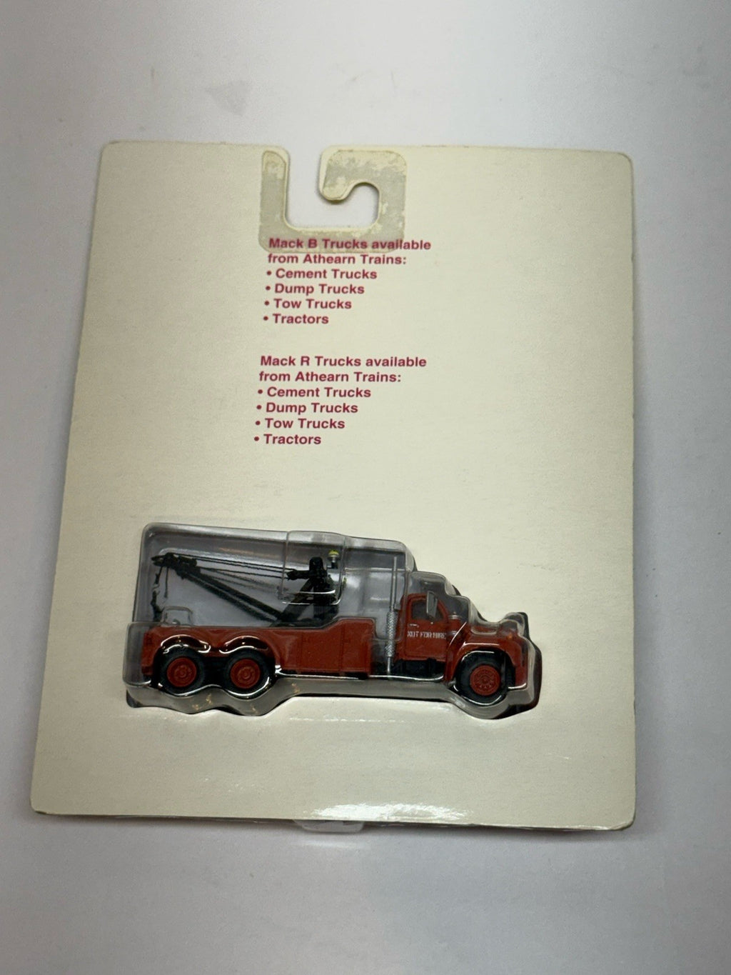 Ho Scale 1/87 Athearn 93157 Not For Hire Mack B Tow Truck / Wrecker Brown NIB