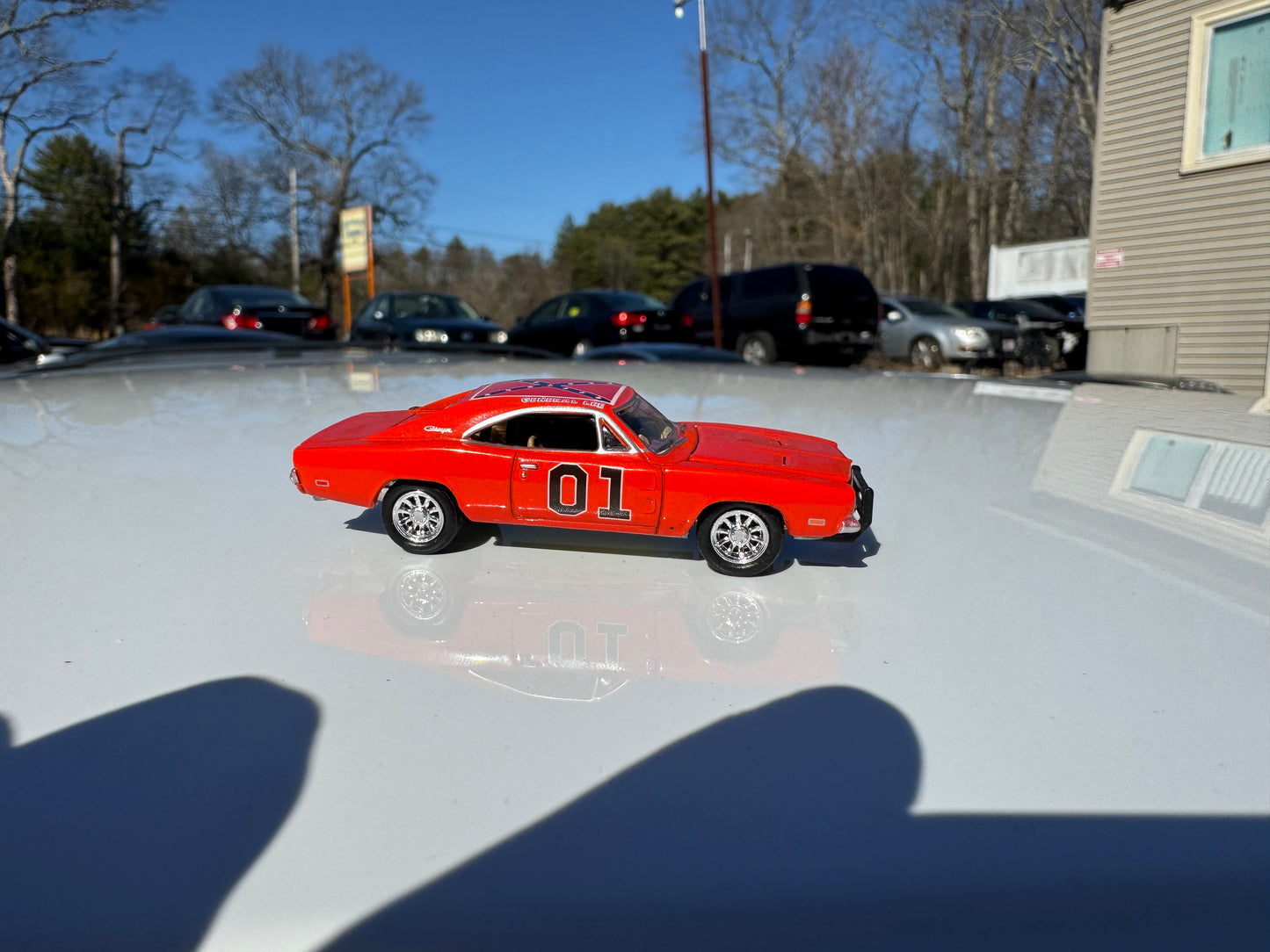 1/64 GENERAL LEE Johnny Lightning (New England Dukes Exclusive)