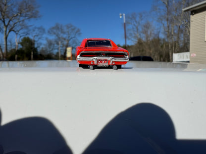 1/64 GENERAL LEE Johnny Lightning (New England Dukes Exclusive)