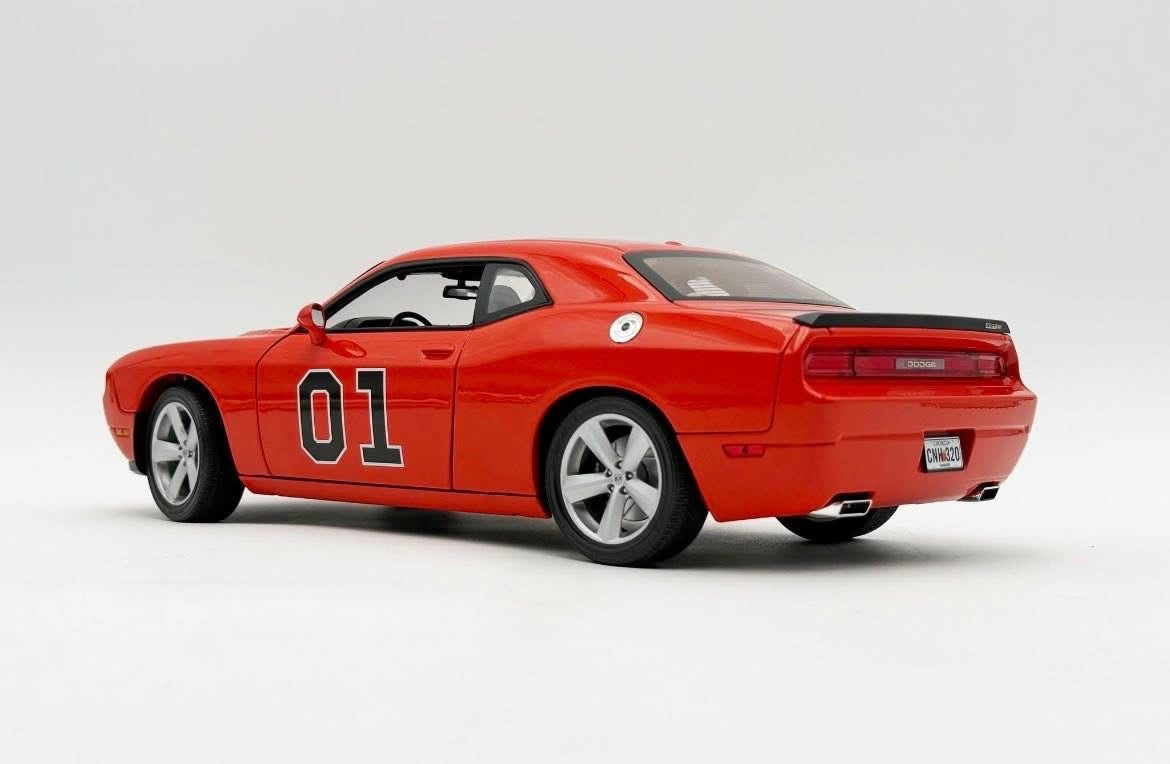 1:18 The General #01 - 2010 Dodge Challenger SRT 8 by ACME PREORDER
