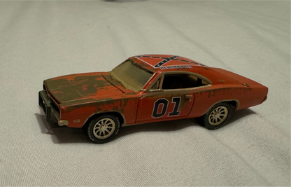 1/64 GENERAL LEE Johnny Lightning Barn Finds Exclusive