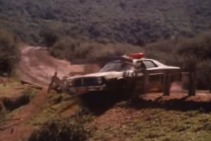 1:64 CAMOUFLAGE 1978 DODGE MONACO HAZZARD COUNTY SHERIFF *RETIRED*