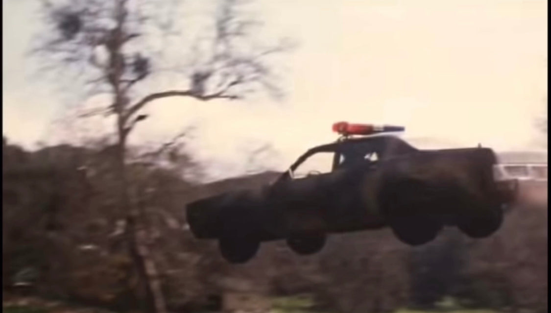 1:64 CAMOUFLAGE 1978 DODGE MONACO HAZZARD COUNTY SHERIFF *RETIRED*