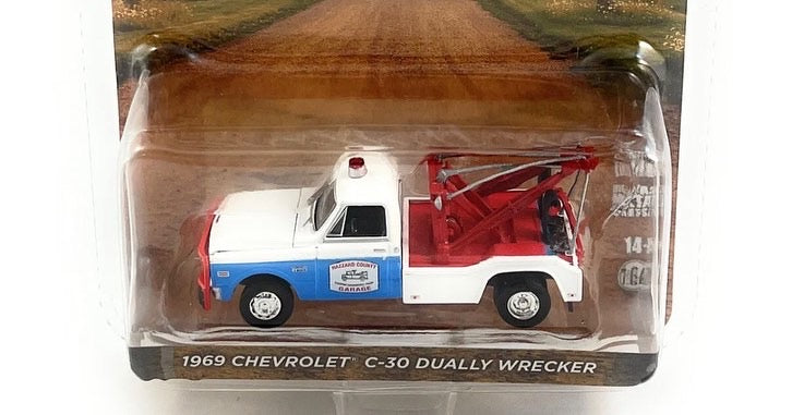 1:64 1969 Chevy C-30 COOTER'S TOW TRUCK HAZZARD COUNTY GARAGE PREORDER FEBRUARY